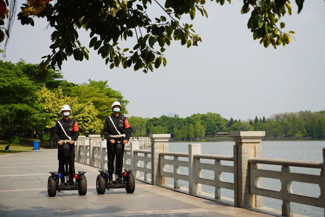 湖南保安服務(wù),墻外高空清洗服務(wù),湖南保利天創(chuàng)物業(yè)發(fā)展有限公司